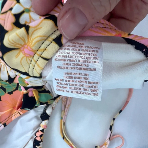 Shade & Shore NWT One Piece Floral Swimsuit Tie Neck & Back Size S(4-6) - Picture 9 of 13